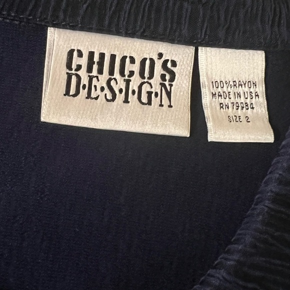 Chico's Blue Blouse with Classic Collar and Relaxed Fit - Picture 4 of 4